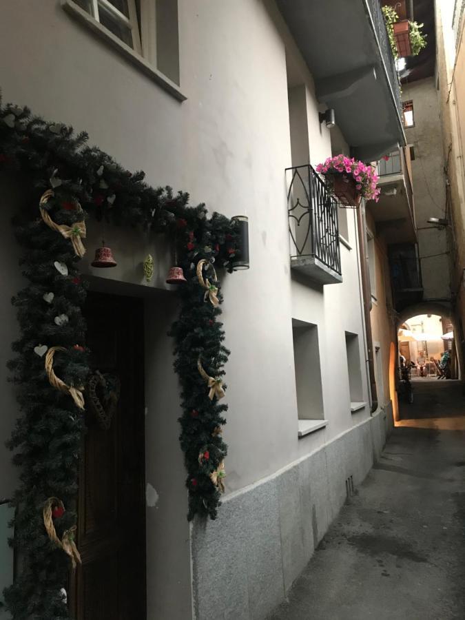 Aymon De Challant Appartement 奥斯塔 外观 照片